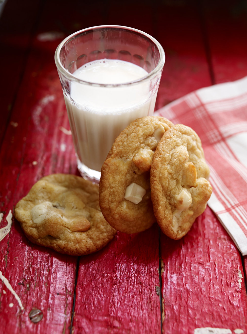 White Chocolate Macadamia Cookies
