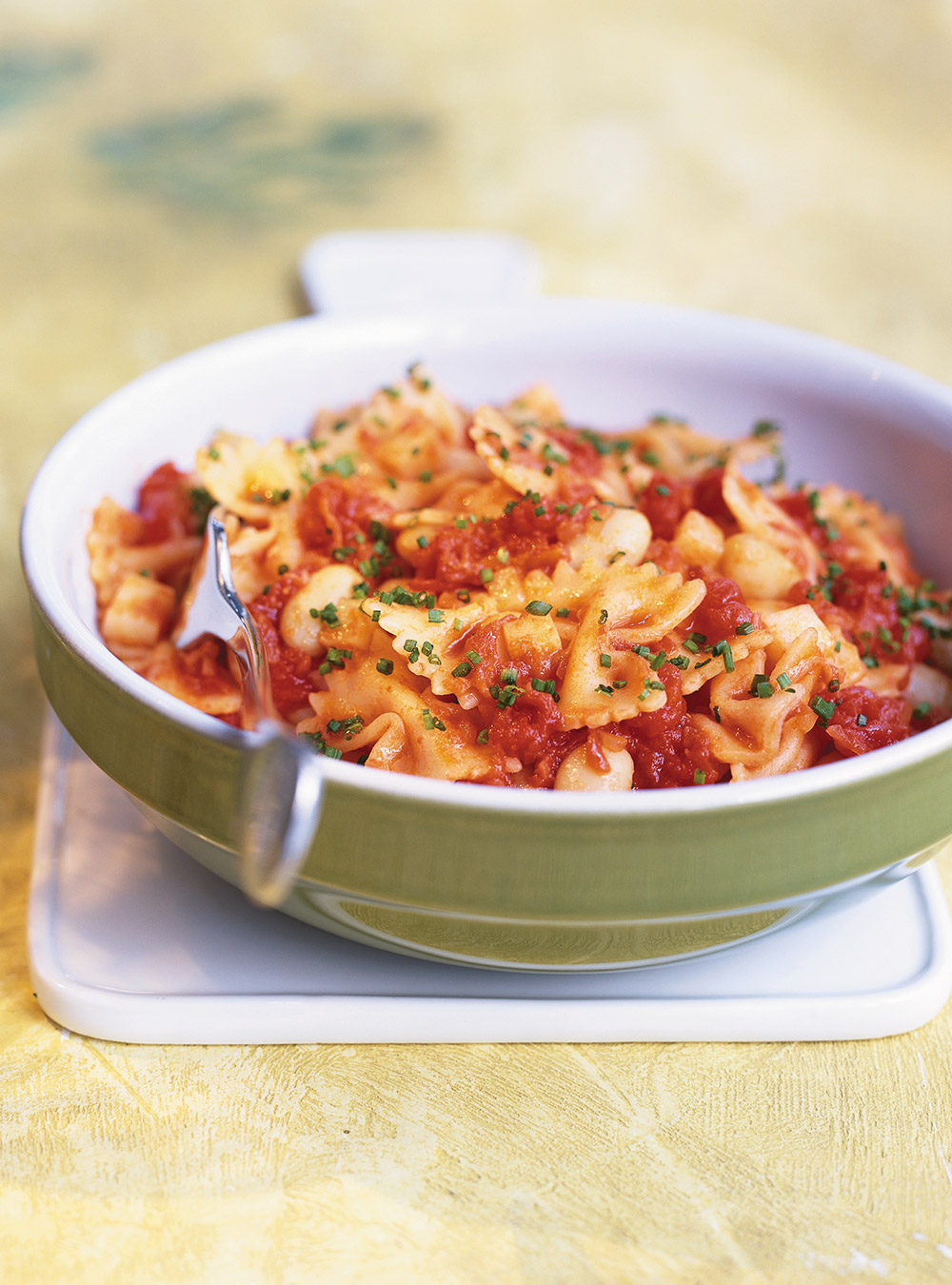 Tomato, White Bean and Cheese Pasta 