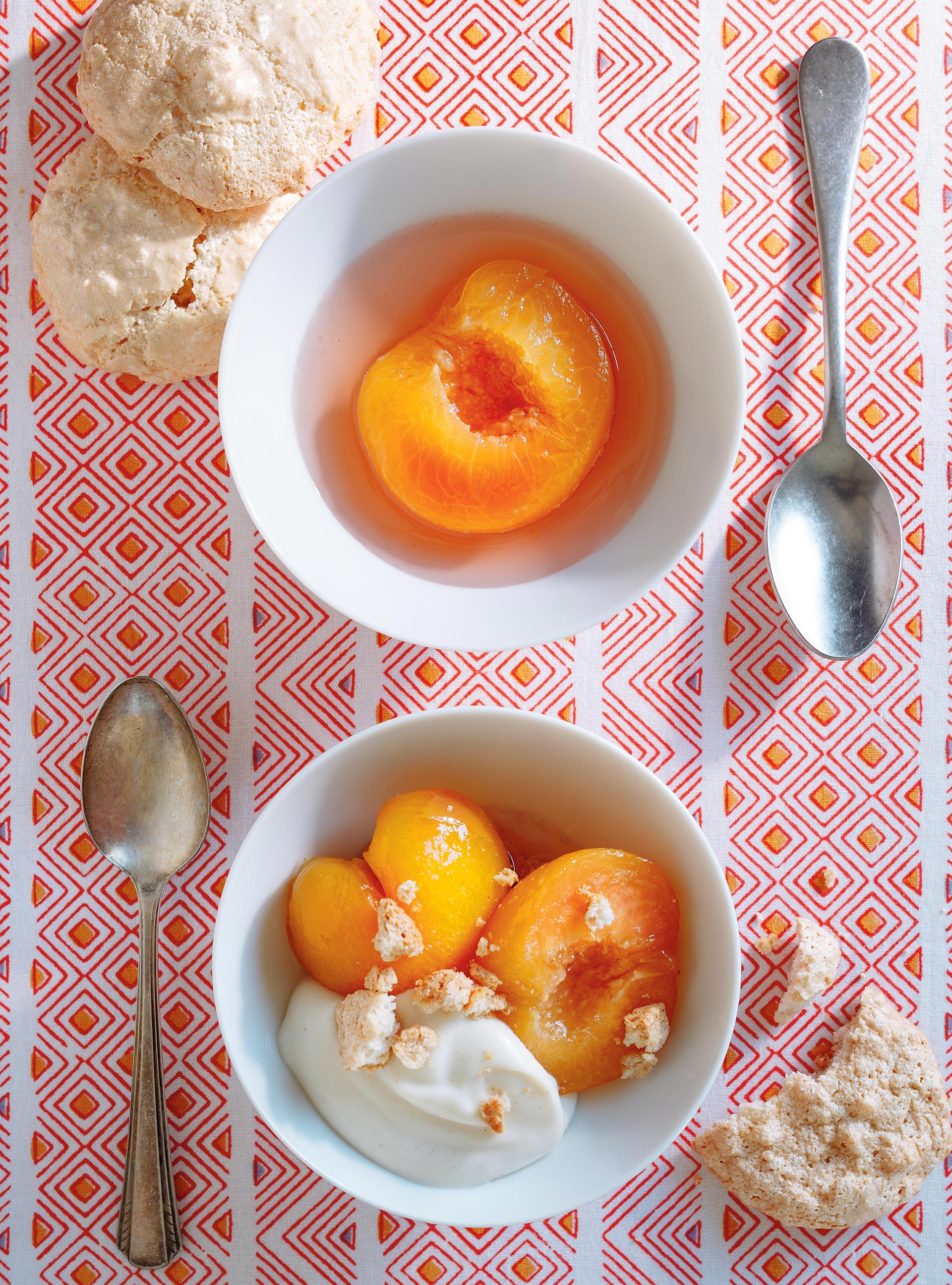 White Wine-Poached Peaches