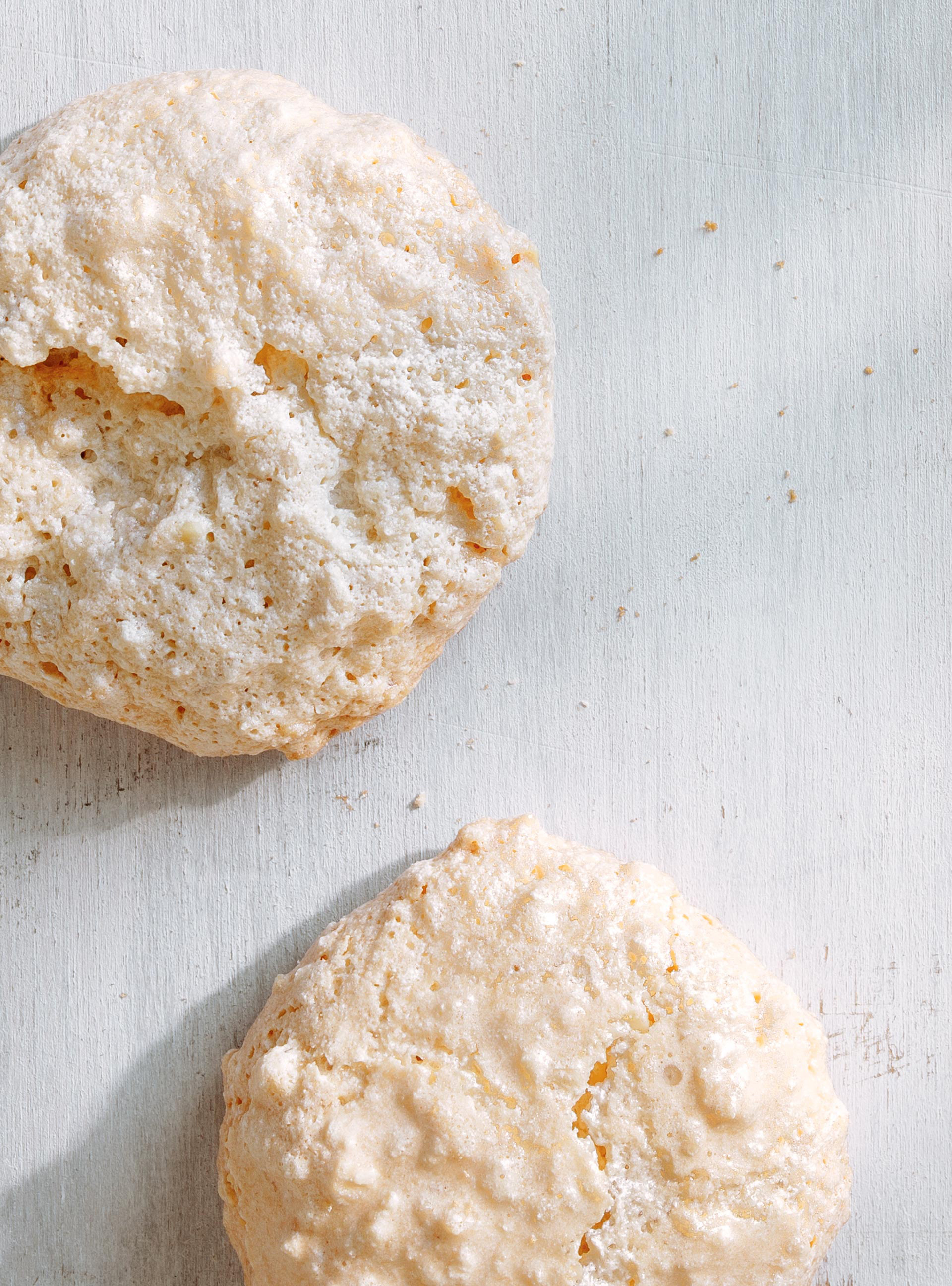 Brutti ma Buoni Almond Cookies